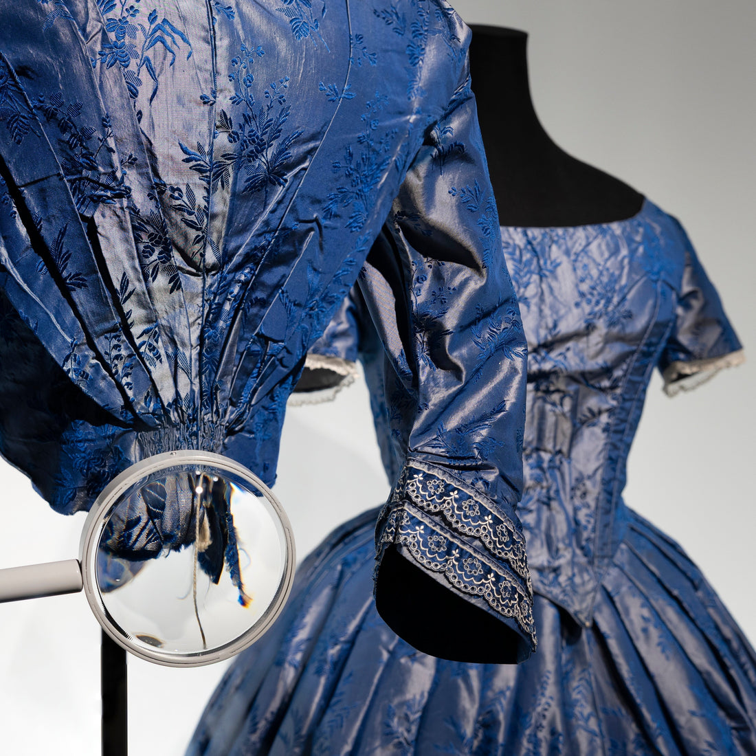 The Clothes That Endured: WORN at the Rijksmuseum