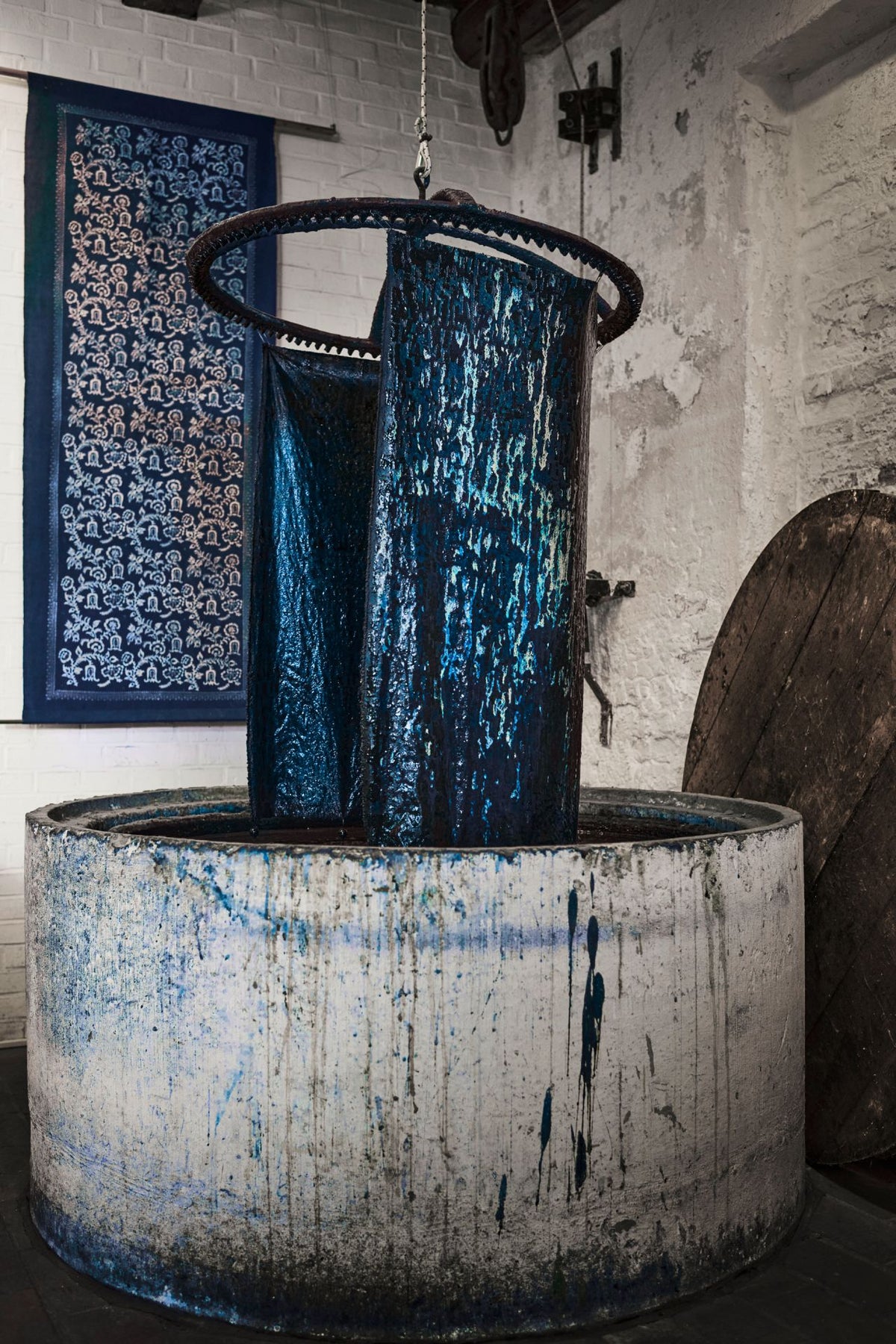 Sunday 27 September, 3 - 4 p.m.: Talk, Threads of Tradition: The Living Art of Bandhani by Abdullah Khatri - SIDR Craft