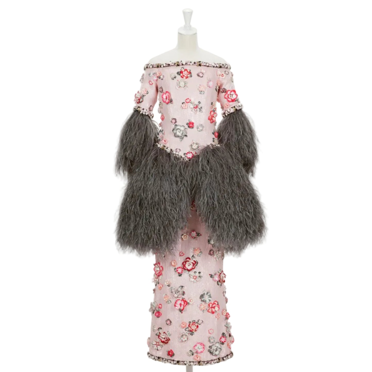 Until 18 October 2026: WEAVING, EMBROIDERING, EMBELLISHING