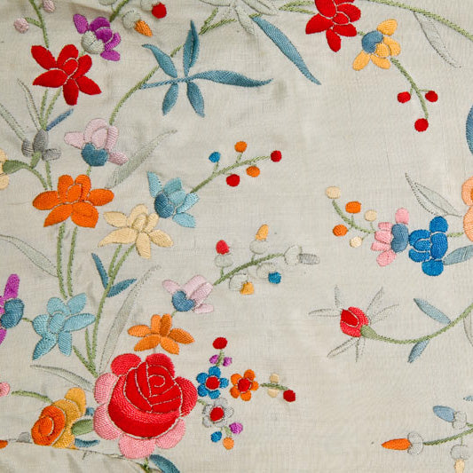 Wednesday 17 September, 11-1 p.m. and 2-4 p.m.: Object Viewing and Talk: Treasures of the Goldsmiths Textiles Collection with Ruby Hodgson