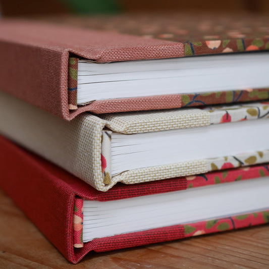 Saturday 7 & Sunday 8 November, 2 - 5pm GMT: Bookbinding with Fabric with Charlotte Wainwright