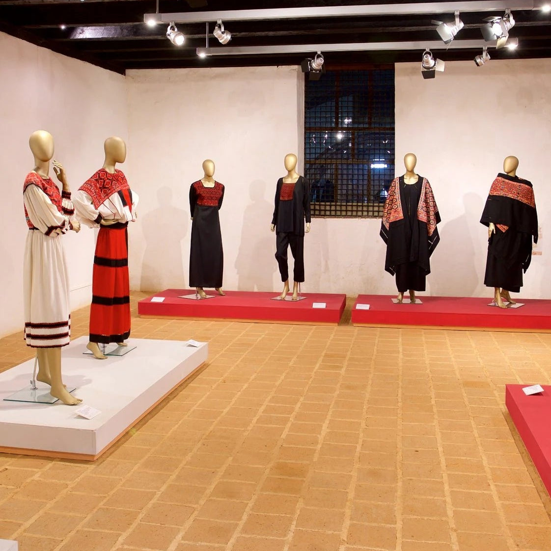 Mexico, Chiapas, Centro de Textiles del Mundo Maya