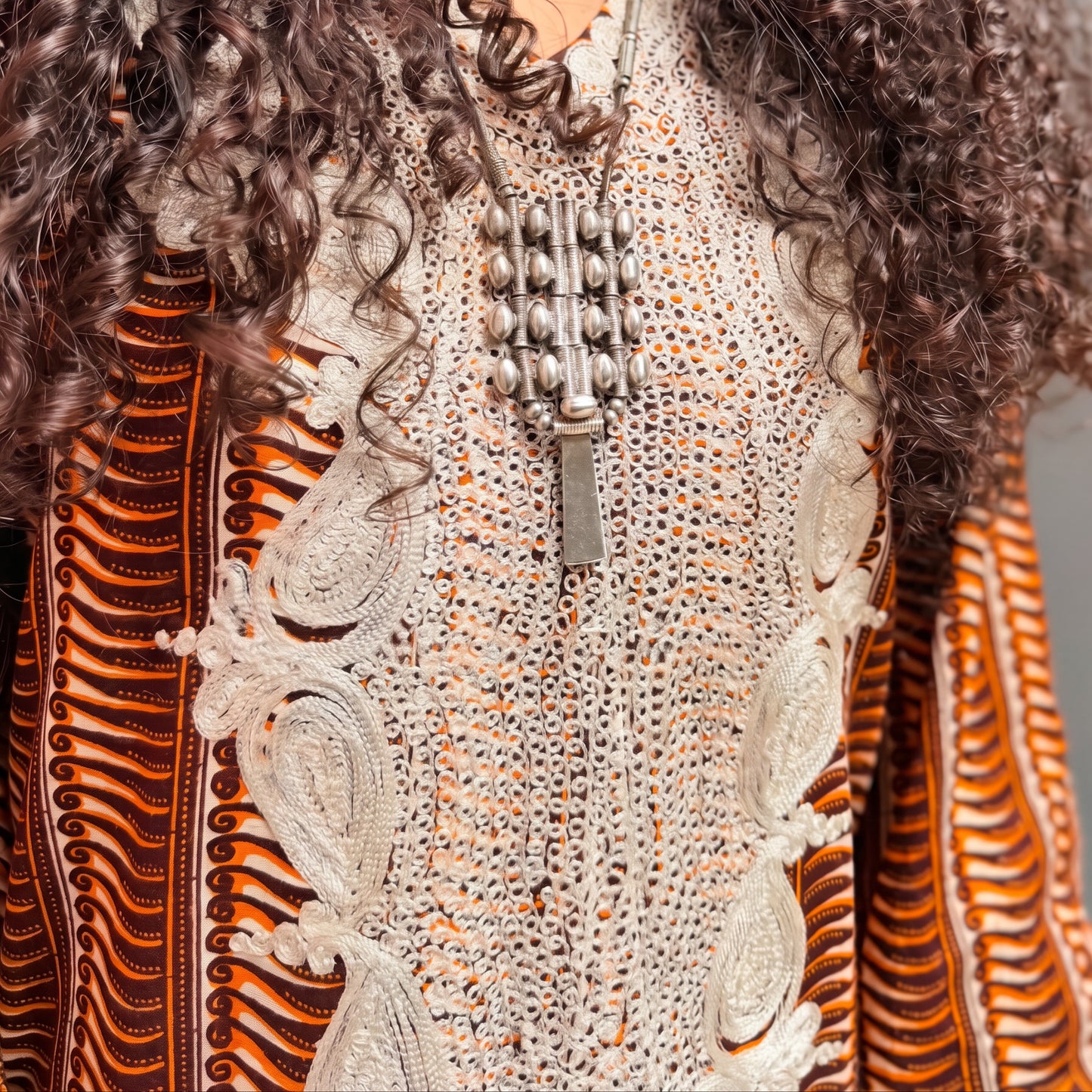 Friday 18 - Sunday 20 September, 3 - 8 p.m.: Exhibition & Pop-Up, The Distance Travelled: Insights into Artisan Textiles with Anisa Johnny