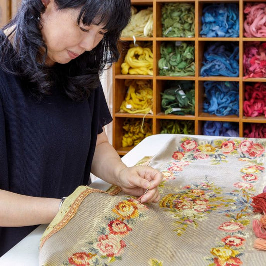 Wednesday 30 September, 11-4.30 p.m.: Tour and Workshop with the Royal School of Needlework