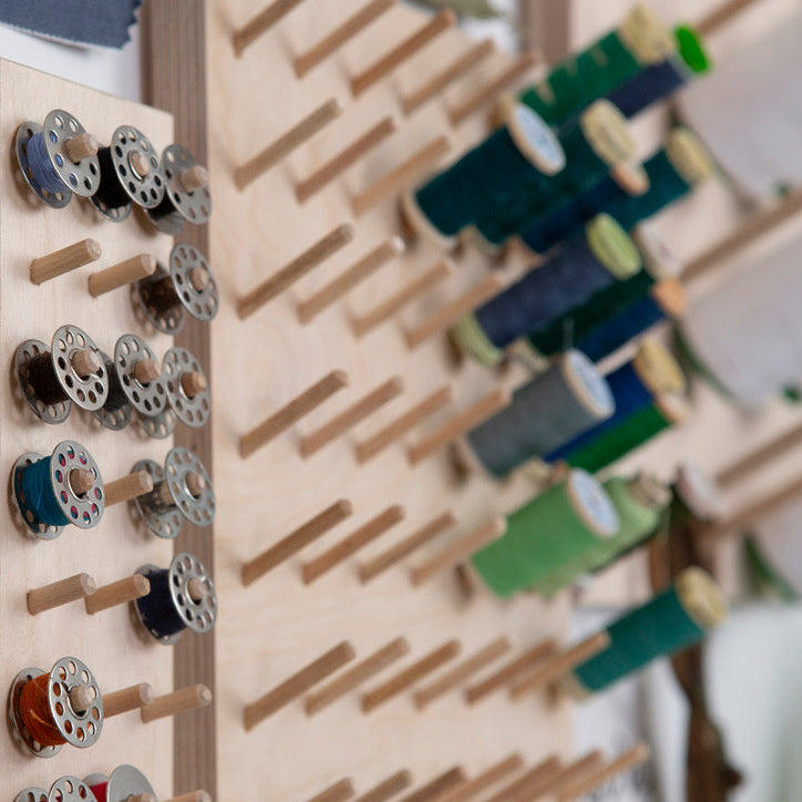 Laura ter Kuile - Thread Pegs