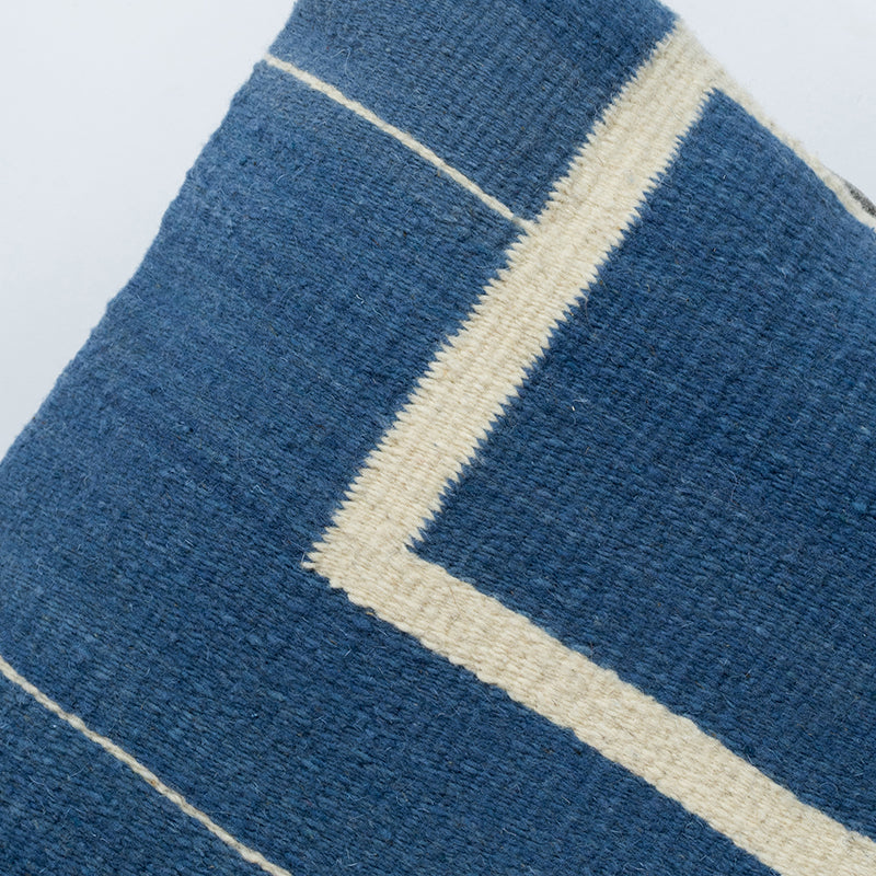 Mexico, Arudeko, Borde pillow cover