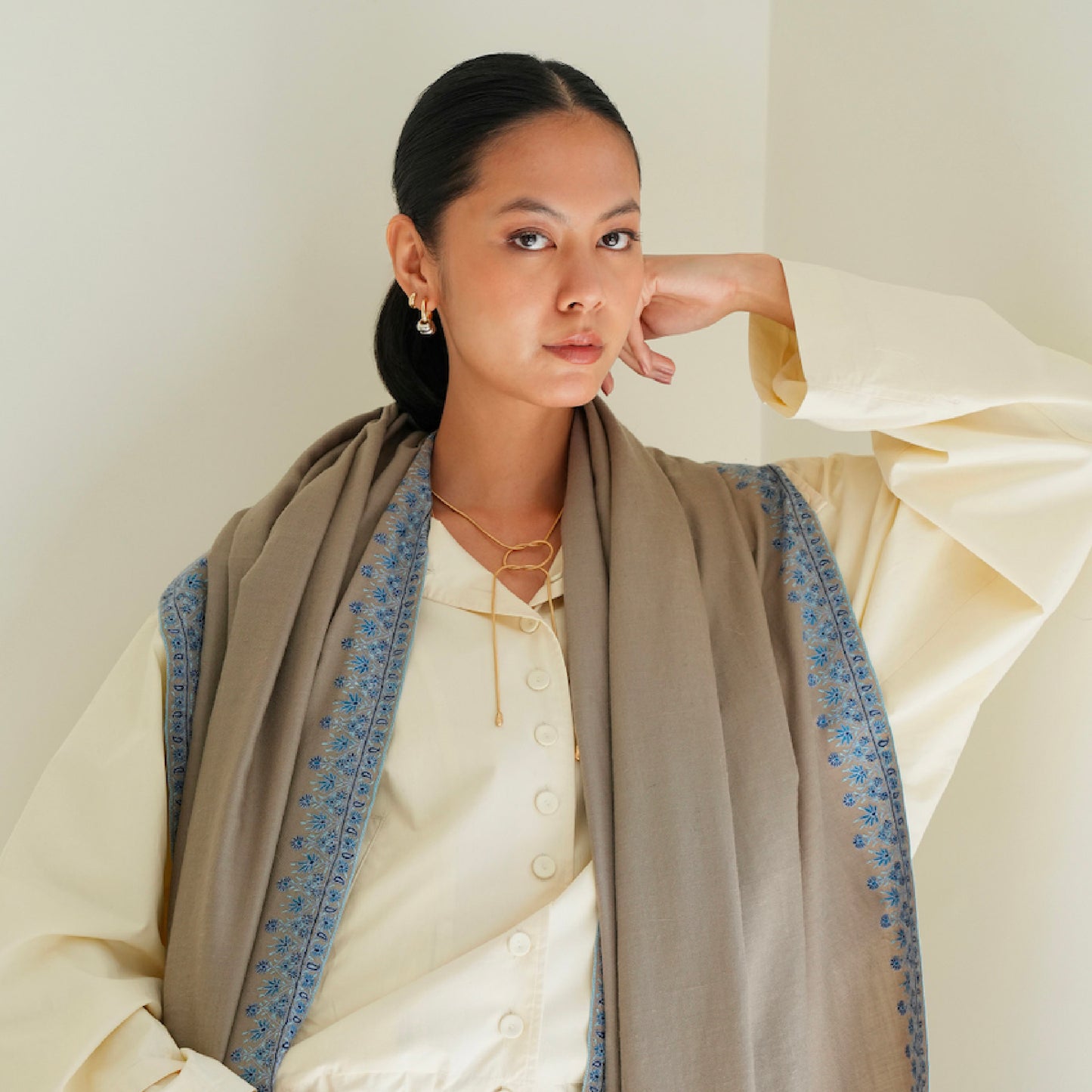 India, Kashmir Loom, Arzu Dordar Stone Shawl