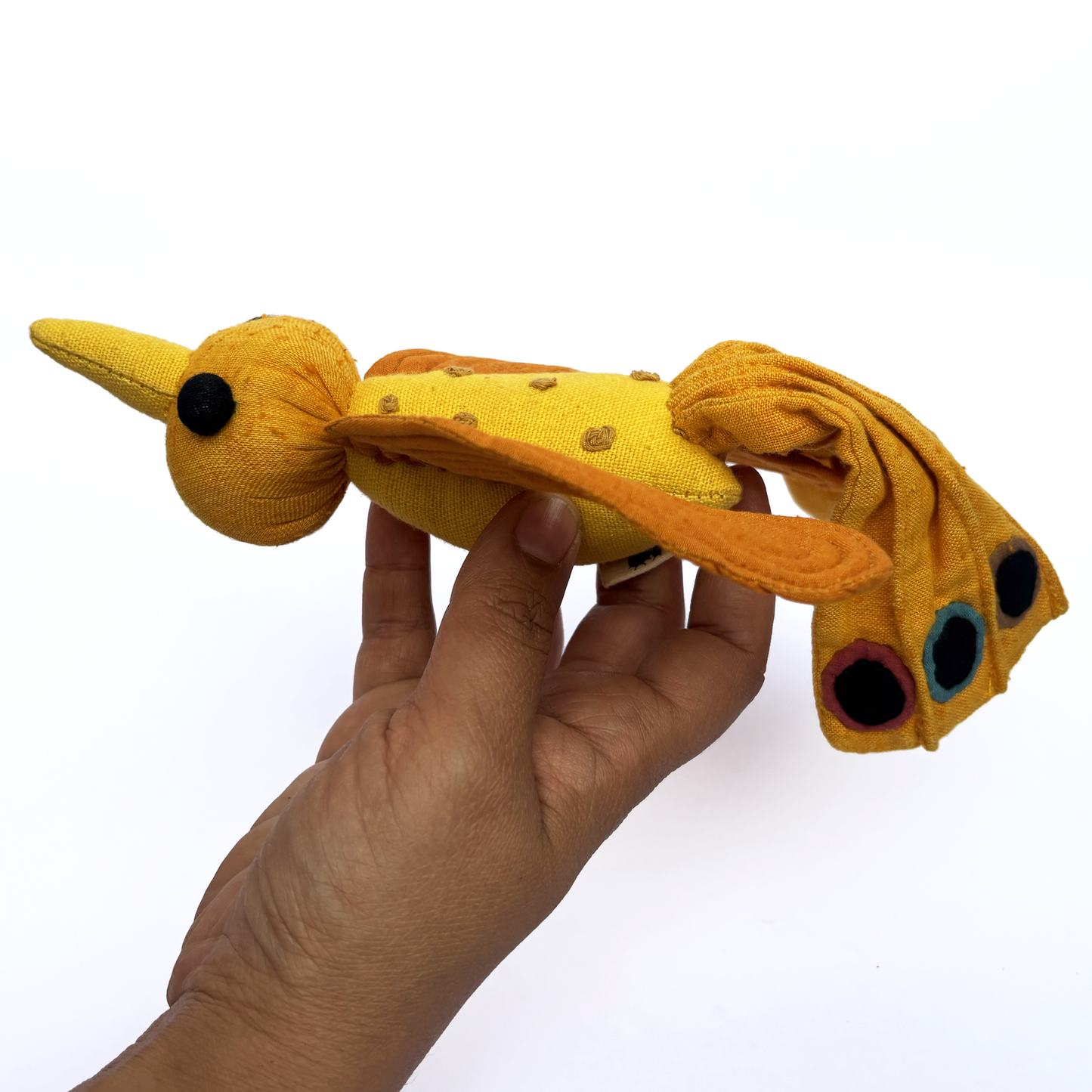 India, Muuyee, Peela Pleated Panchhi