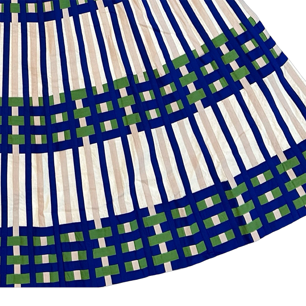 India, Ka-Sha, Che Simp Skirt