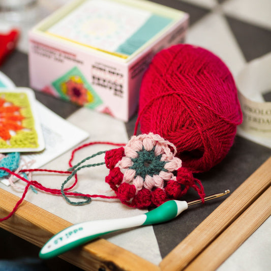Saturday 13 September, 2:30 - 5:30pm : Workshop, Crochet Flower Workshop with Claire Montgomerie - Textile Weekender at City Lit Art School