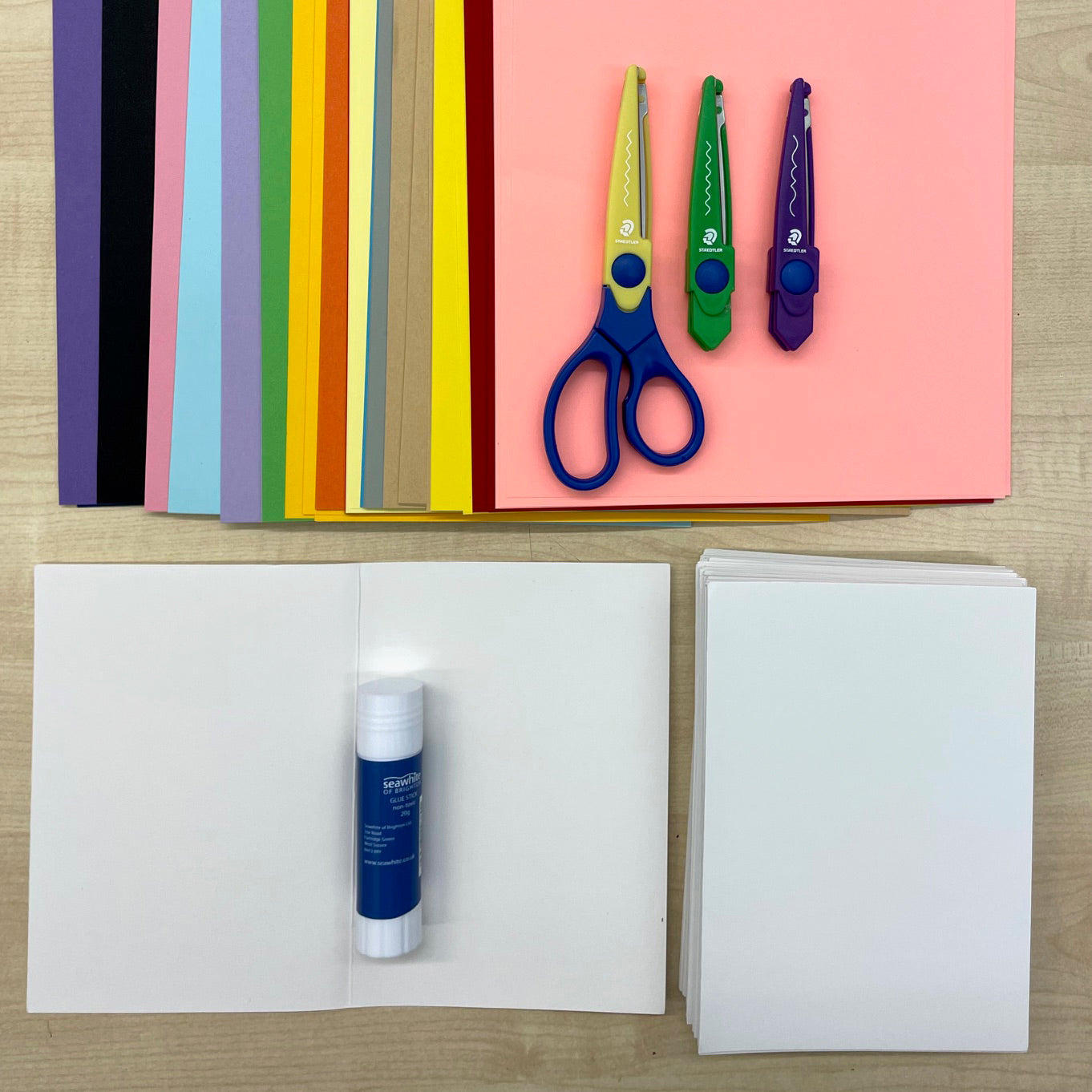 Sunday 19 & 26 July 2026, 2 - 5pm BST: Cut-paper Collage with Marion Elliot