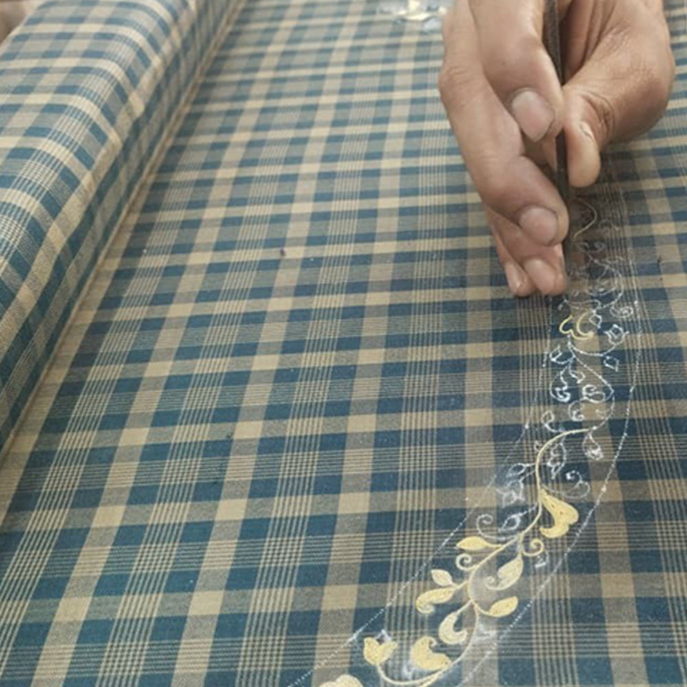 India, Maku, Handmade Clothing