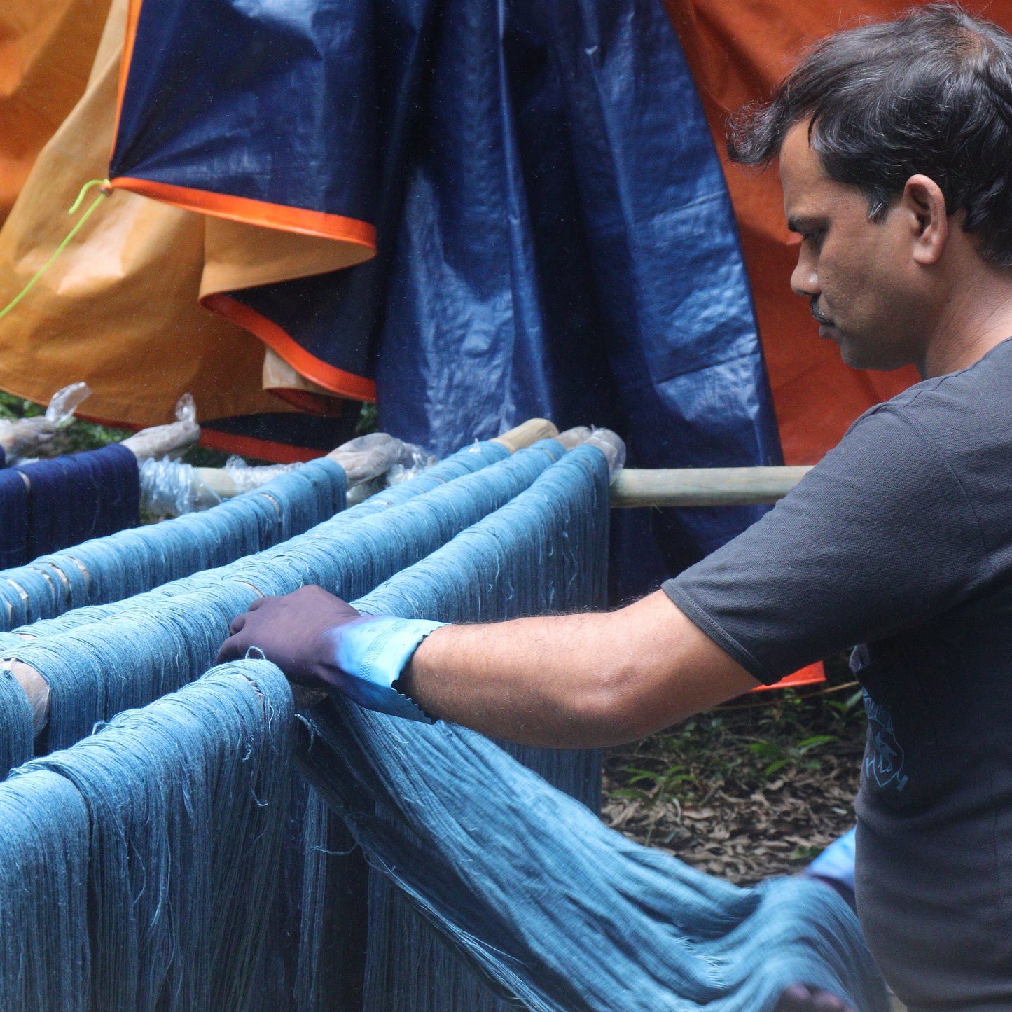 India, Karomi Crafts & Textiles, Weaving