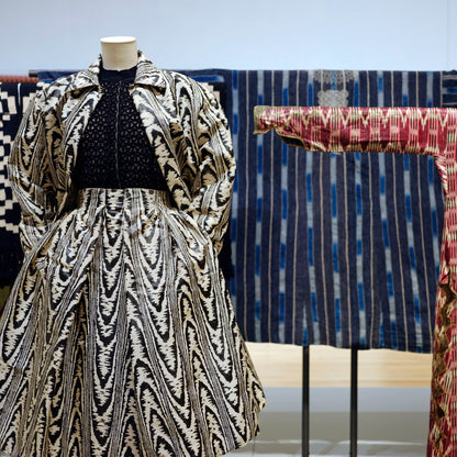 Online Symposium, Irresistible