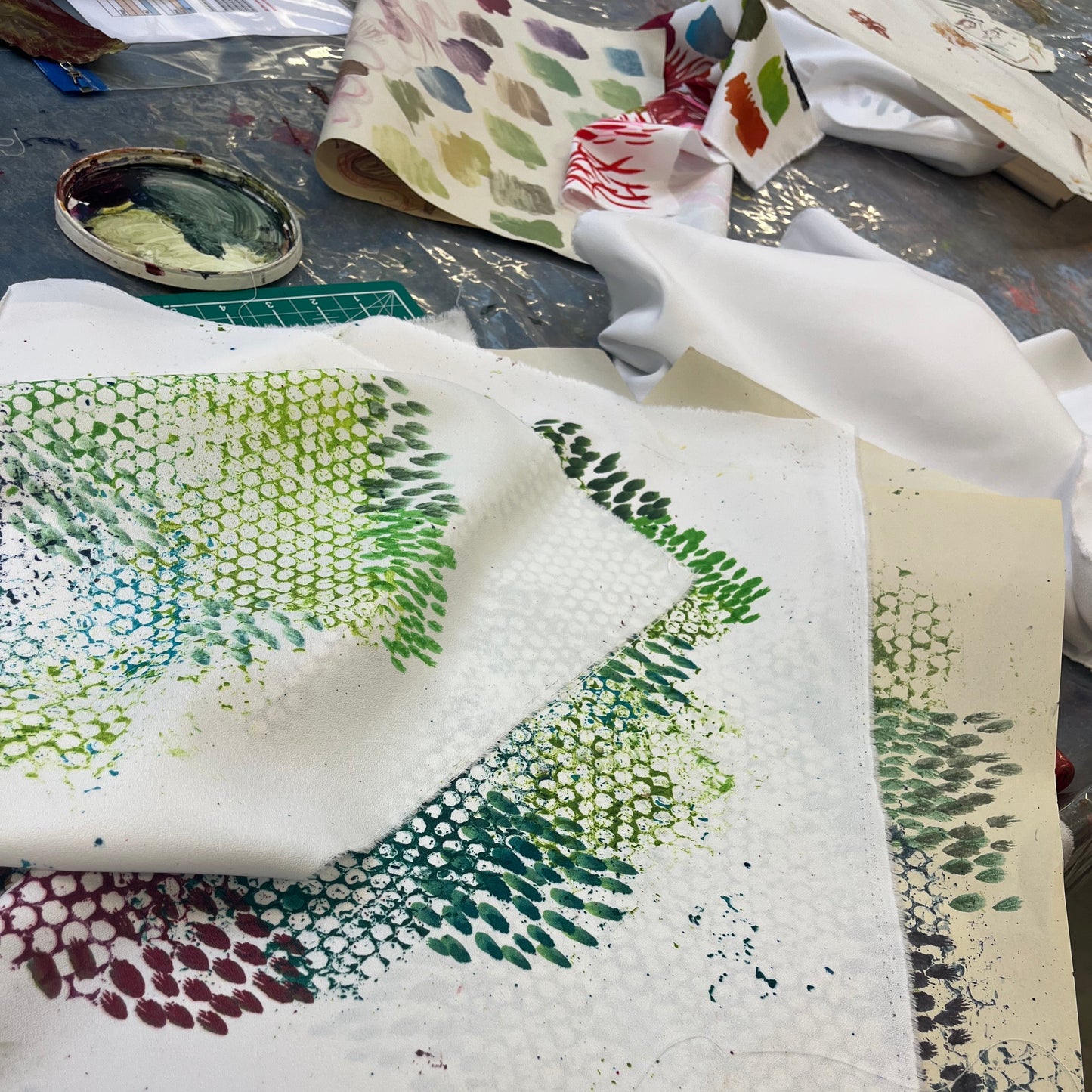 Sunday 14 September, 2:30 - 5:30pm : Workshops, Found Materials Textile Artwork with Liege Lopes Sales - Textile Weekender at City Lit Art School