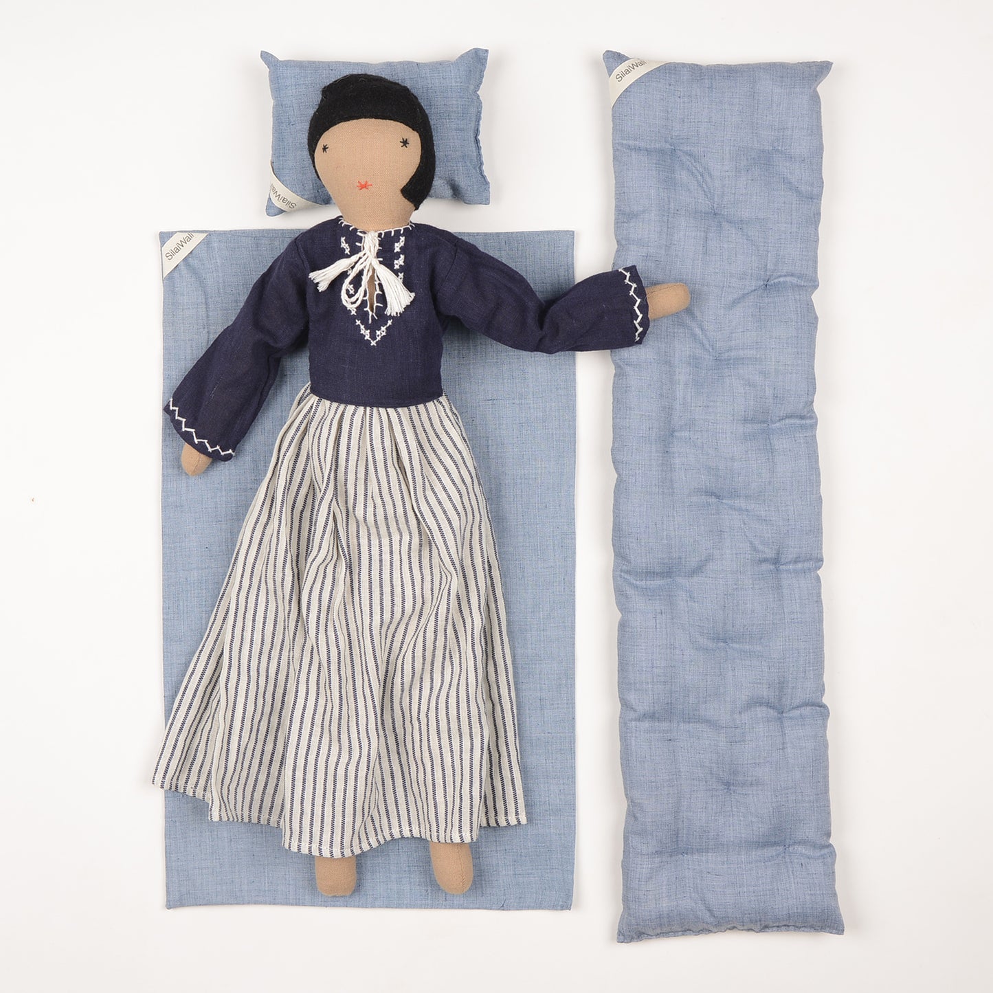 India, SilaiWali, Maya (Blue)