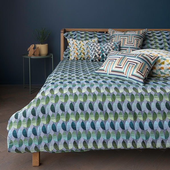 Win an Autumnal Rug by Margo selby