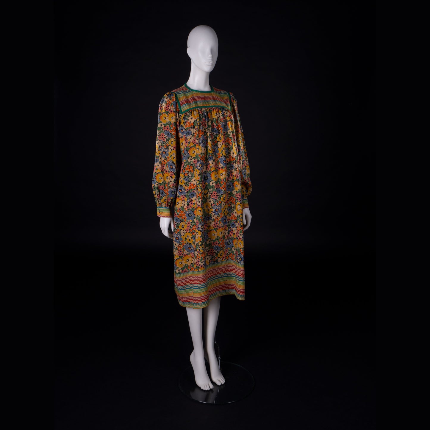Tuesday 8 September 2-3 p.m.: Tour: Dress History Teaching Collection at Brighton University with Lou Taylor