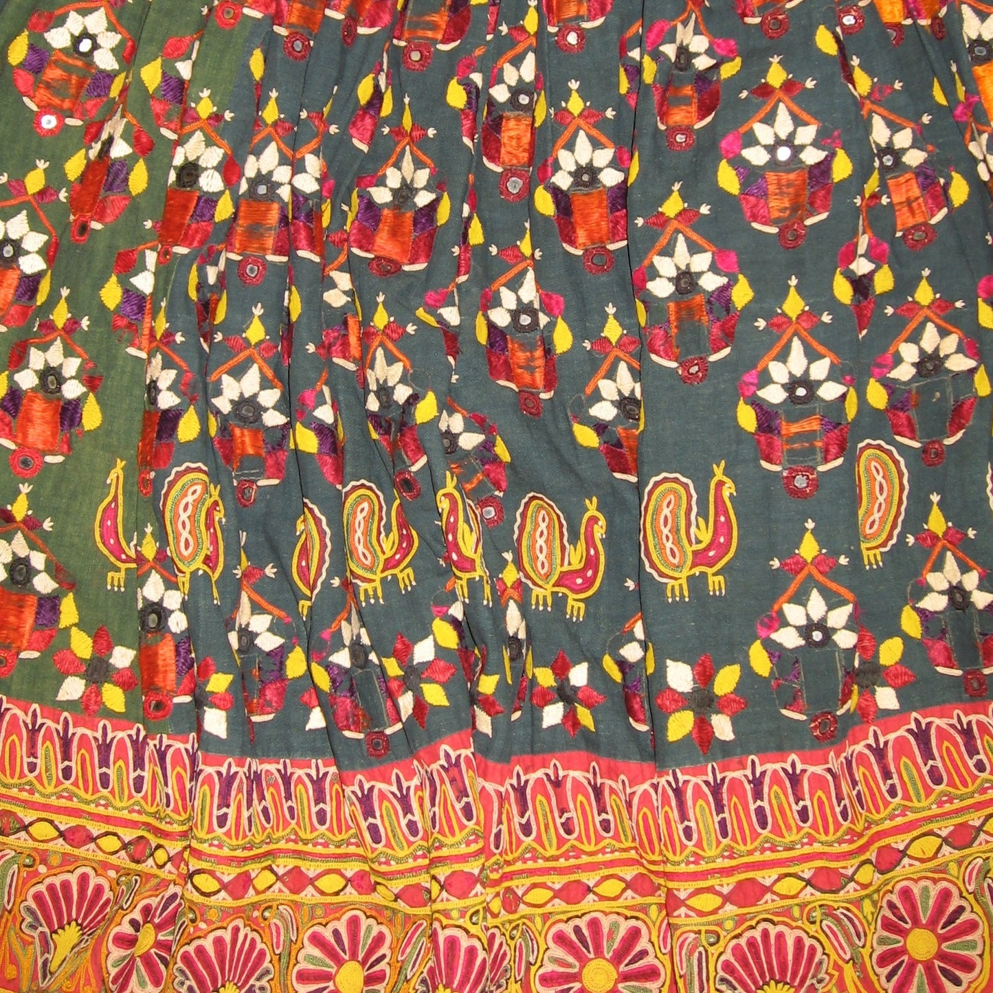 Tuesday 8 September 2-3 p.m.: Tour: Dress History Teaching Collection at Brighton University with Lou Taylor