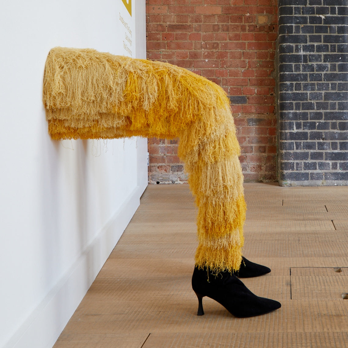 Friday 19 September, 6:30-8:30 p.m.: Exhibition & Talk: Thread Counts, The Power of Textiles in Contemporary Art with Isabella Smith, Woo Jin Joo and Christopher Kelly