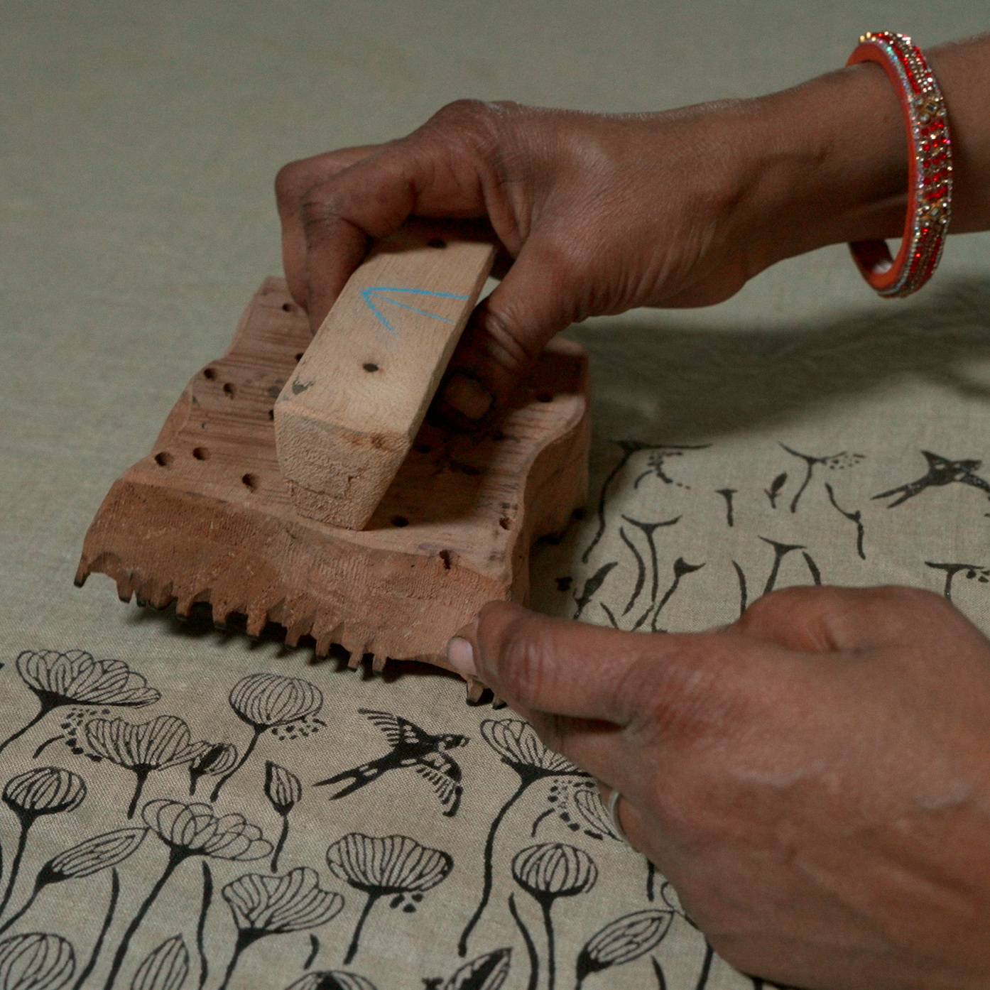 Saturday 12 September, 2-6 p.m.: Screening, Panel Discussion & Pop-Up: Handmade Future with Kirsten Dickerson, Celia Birchall and Stephanie Ferrario
