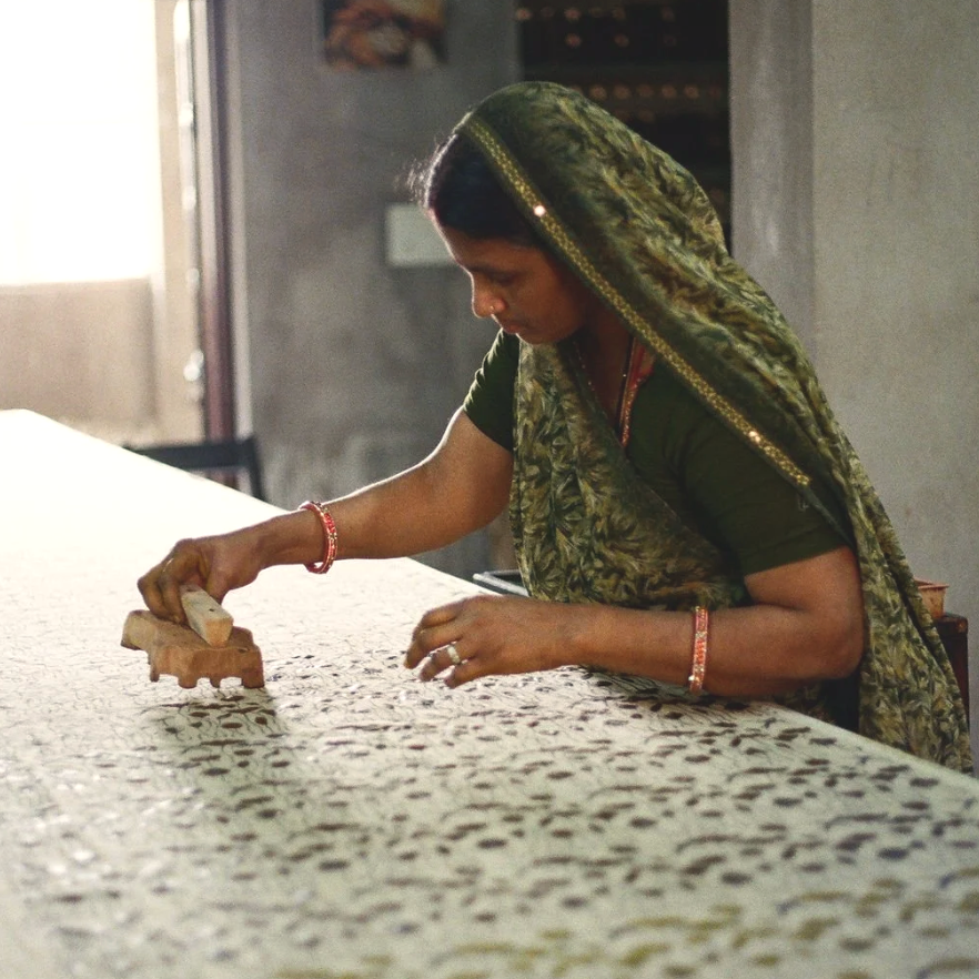 Saturday 12 September, 2-6 p.m.: Screening, Panel Discussion & Pop-Up: Handmade Future with Kirsten Dickerson, Celia Birchall and Stephanie Ferrario