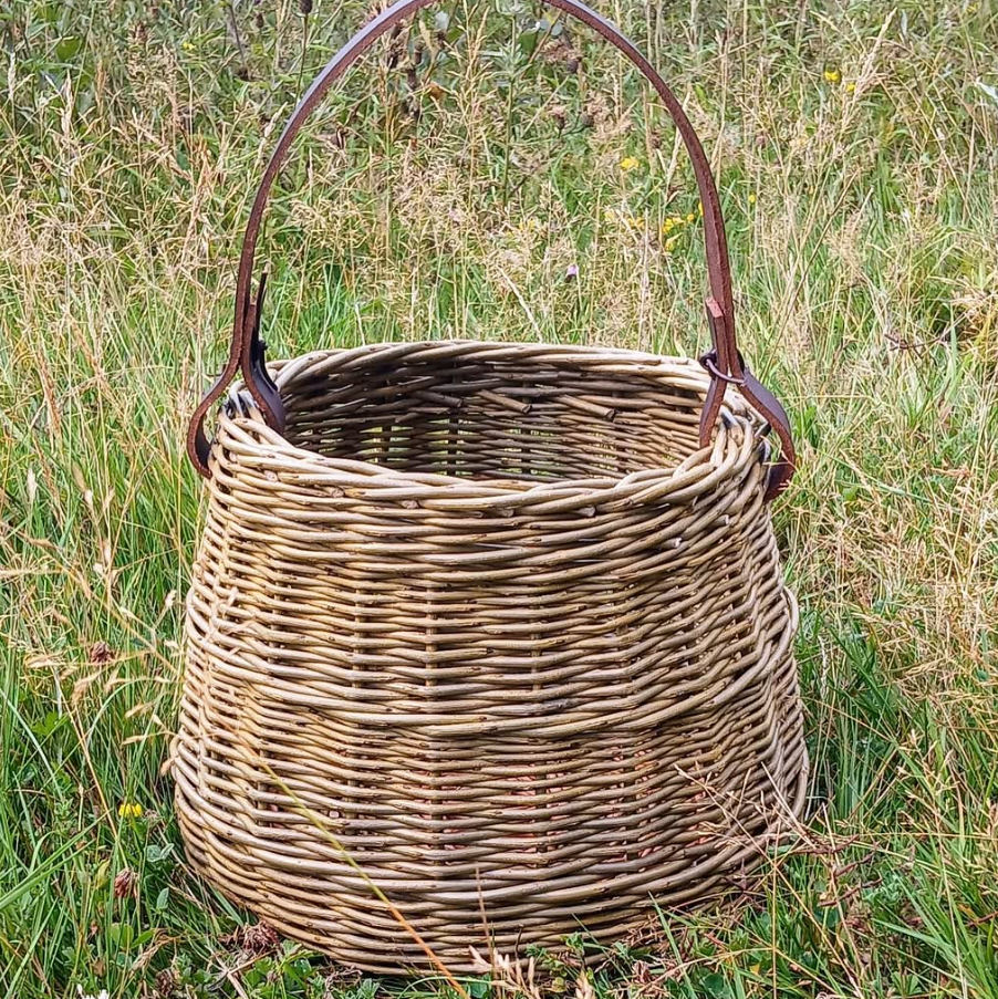 Lisa Dear Basketry