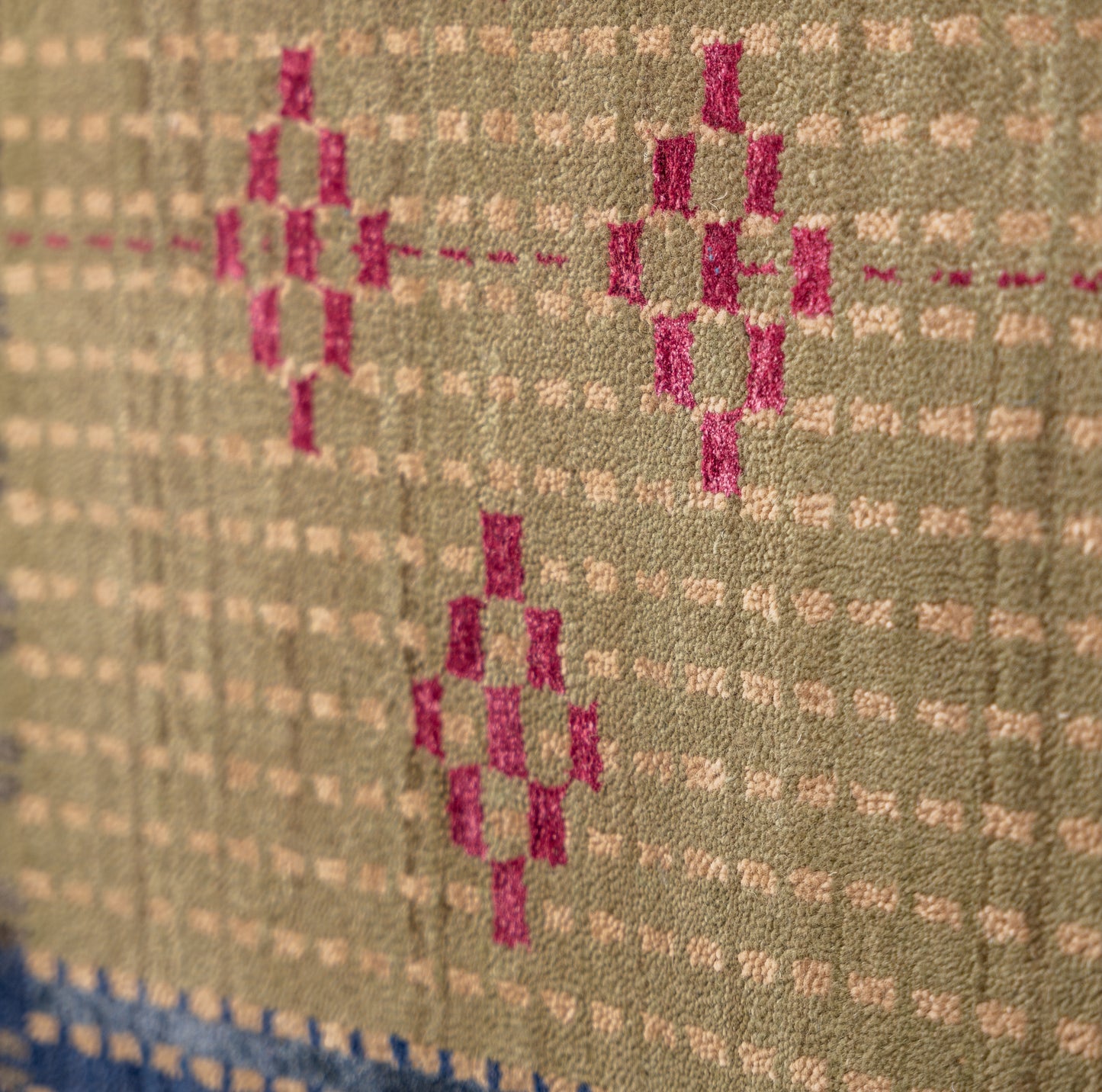 Win a Handwoven Tangaliya Bedcover from This and That