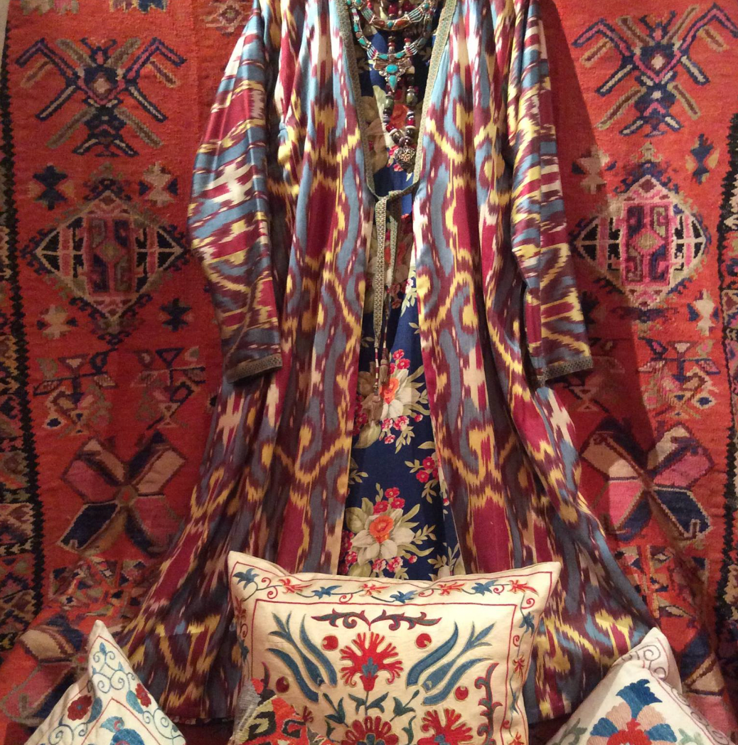 Anne Hildyard - Treasures from the Silk Road