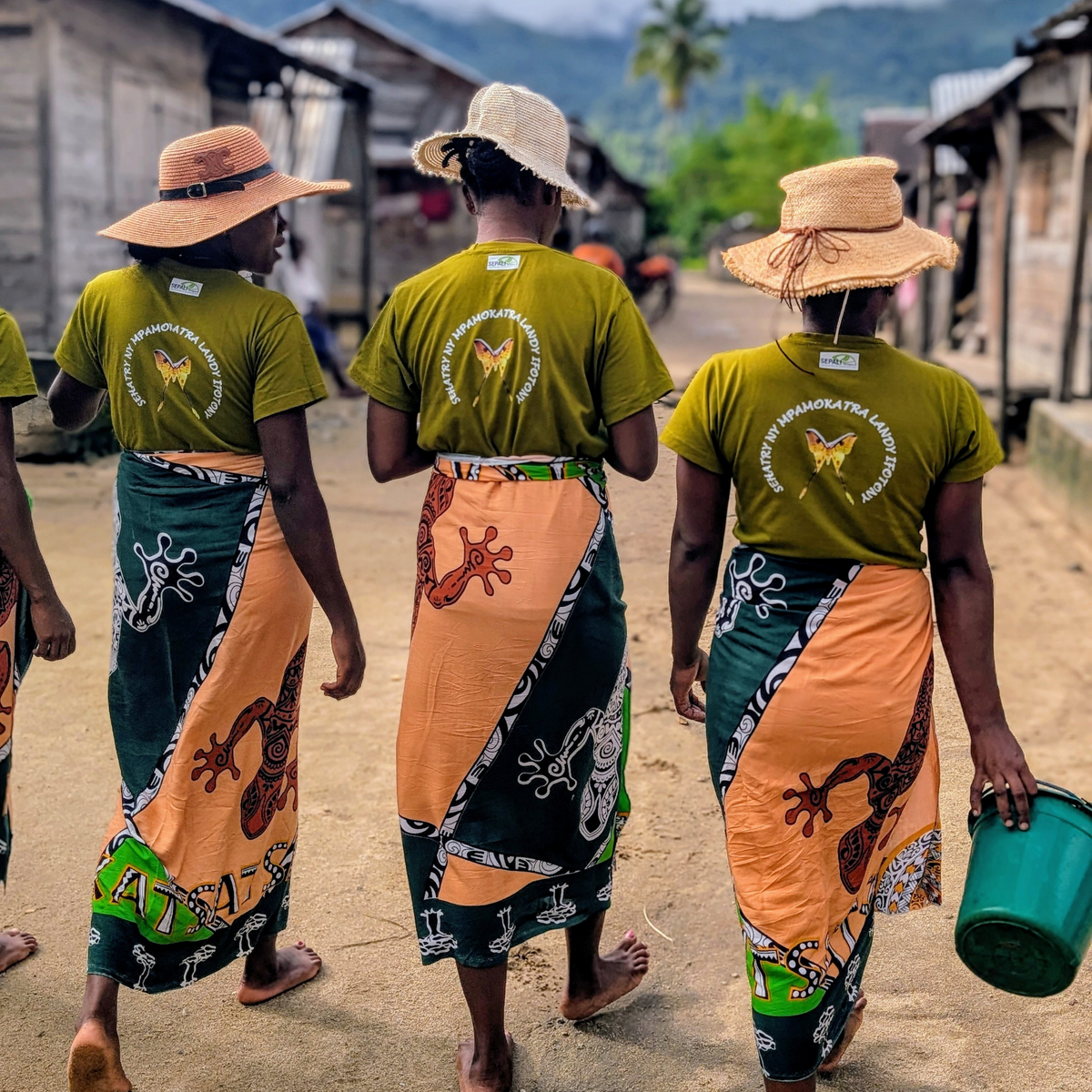 Madagascar, Tanana, Raffia and Wild Silk Textiles