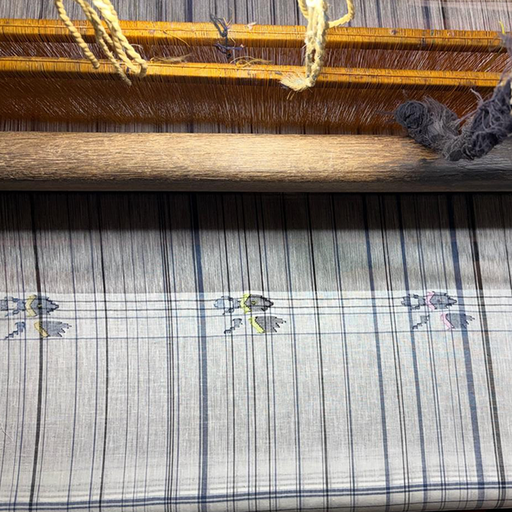 India, Maku, Handmade Clothing