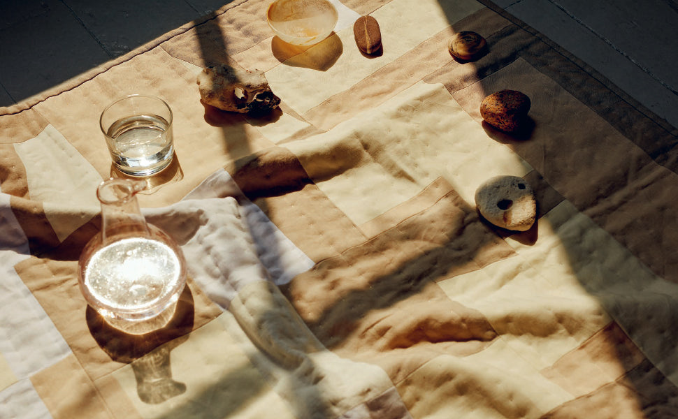 Modern Quilting: A Contemporary Guide to Quilting by Hand, Julius Arthur