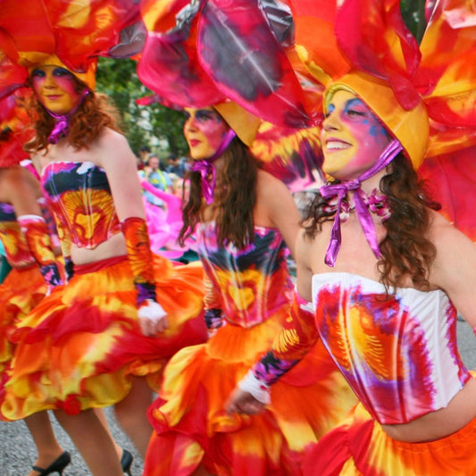 Saturday 27 September, 10-5 p.m.: Open Studio — Demonstration and Tour: A Carnival of Textiles with Julieta Gimpel of Mandinga Arts