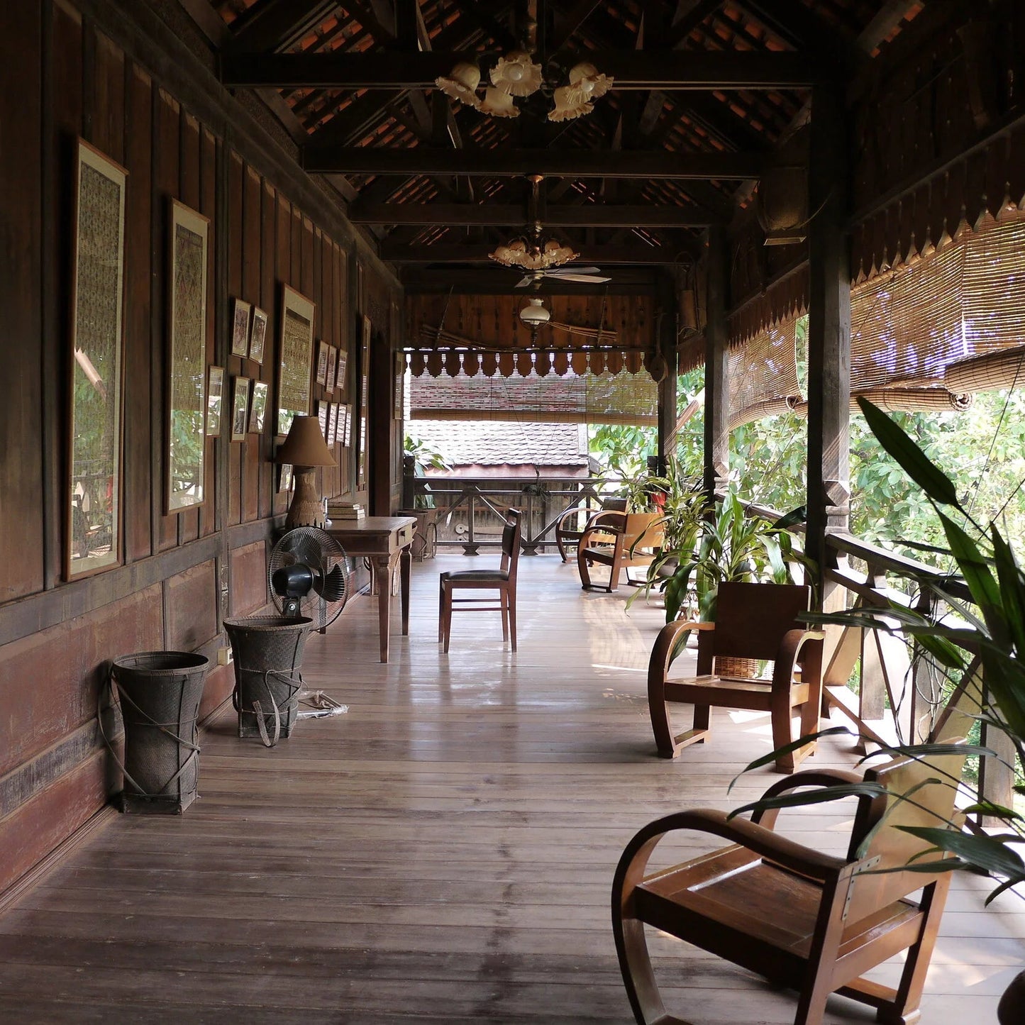 Laoa, Vientiane, Lao Textile Museum