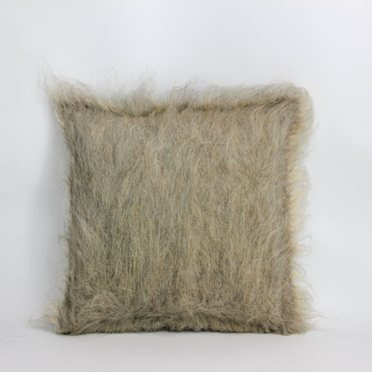 Ukraine, Gushka, Handwoven Shaggy Pillow (Light Grey) (UK)