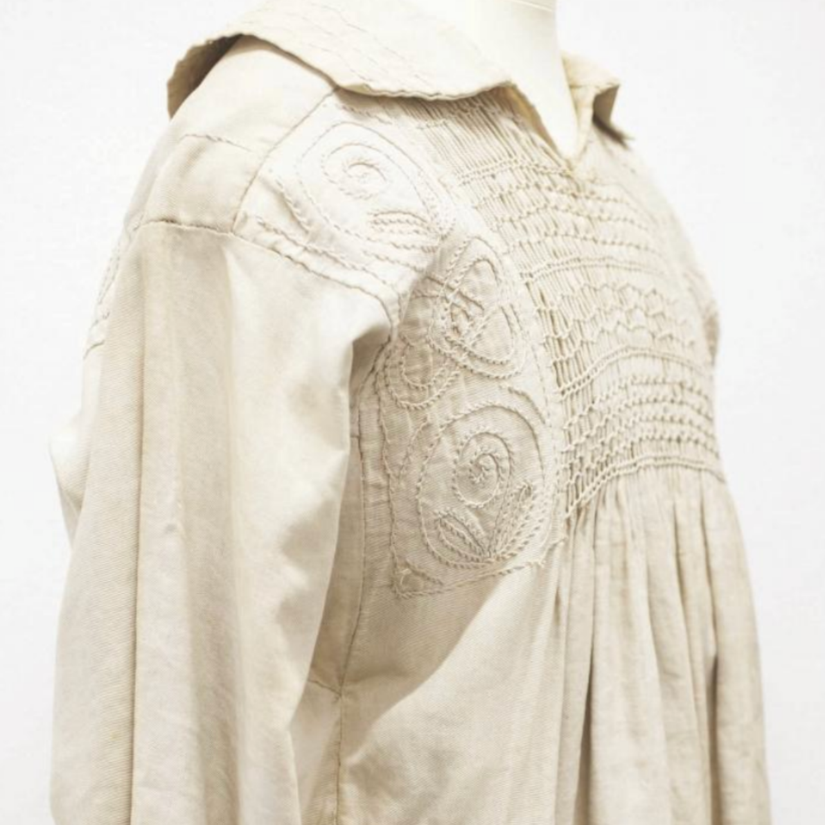 Tuesday 15 September, 2-4 p.m.: Talk: Smocks and Smocking with Dr. Ollie Douglas
