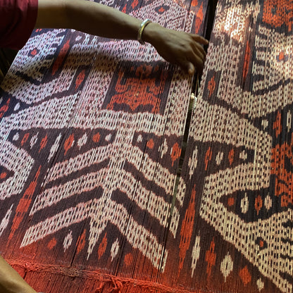 Online Symposium, Irresistible