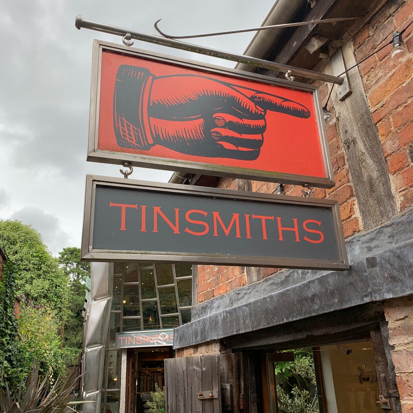 Phoebie Clive - Tinsmiths