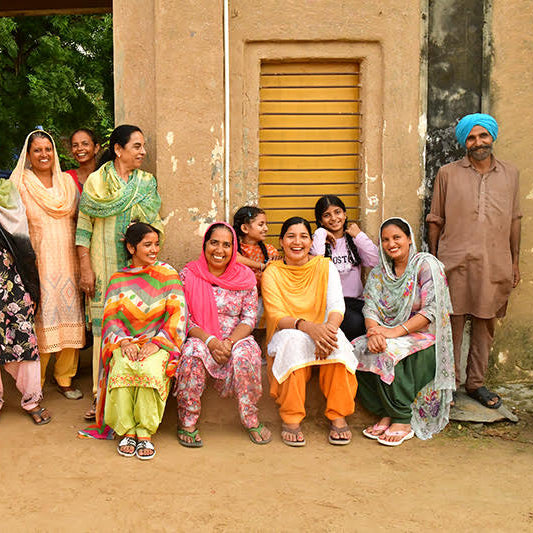 Guni Brar - Loom & Things