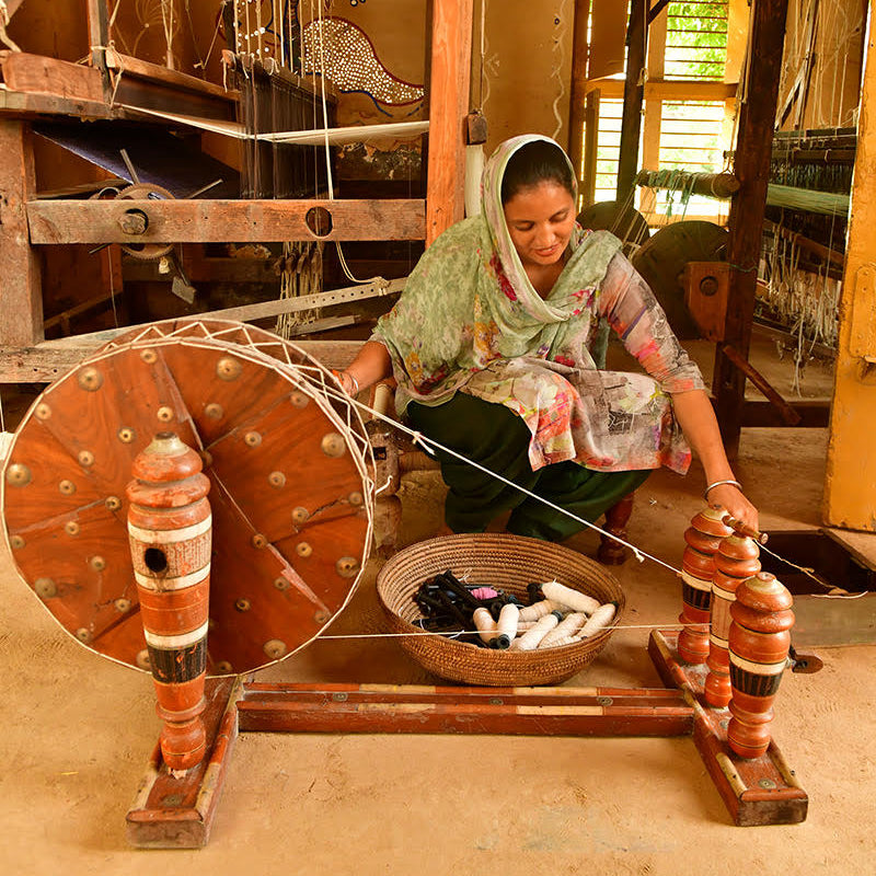 Guni Brar - Loom & Things