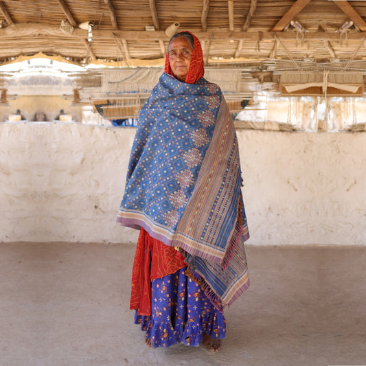 India, Vankar Vishram Valji Weaving, Shawl Handwoven in Cotton Yarns