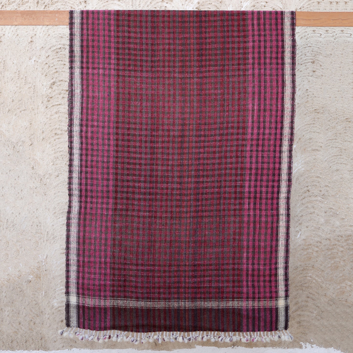 India, Vankar Vishram Valji Weaving, Shawl Handwoven in Kutchhi wool