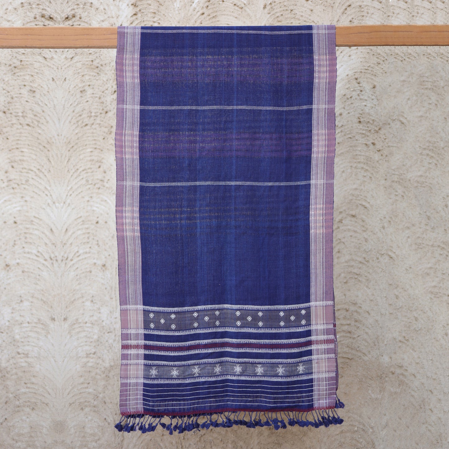 India, Vankar Vishram Valji Weaving, Stole Kala Cotton