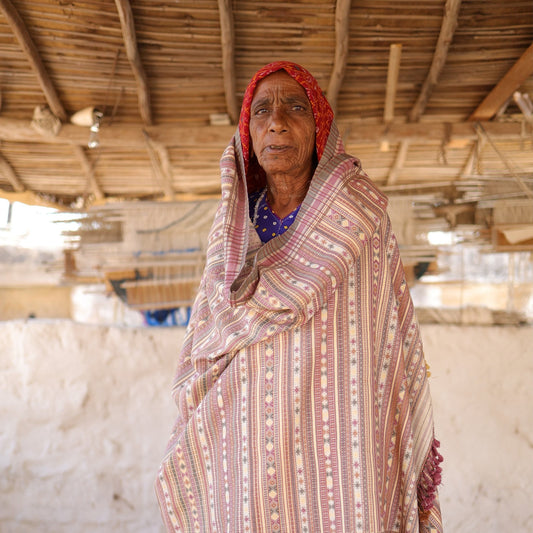 India, Vankar Vishram Valji Weaving, Shawl Handwoven in Cotton