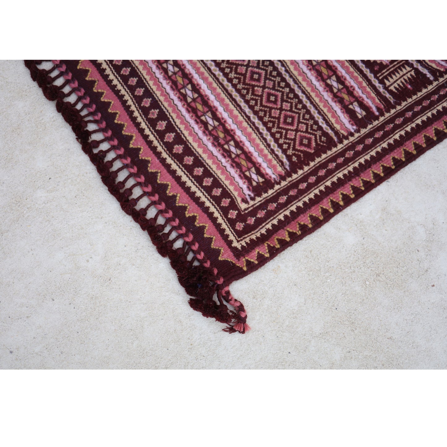 India, Shamji Vankar Vishram Valji Weaving, Carpet