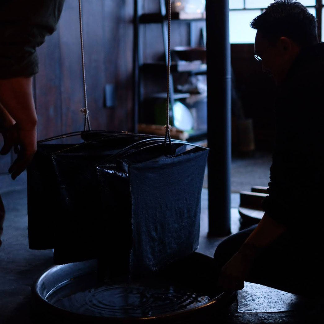 Japan, Awonoyoh / Takayuki Ishii, Indigo Dyeing