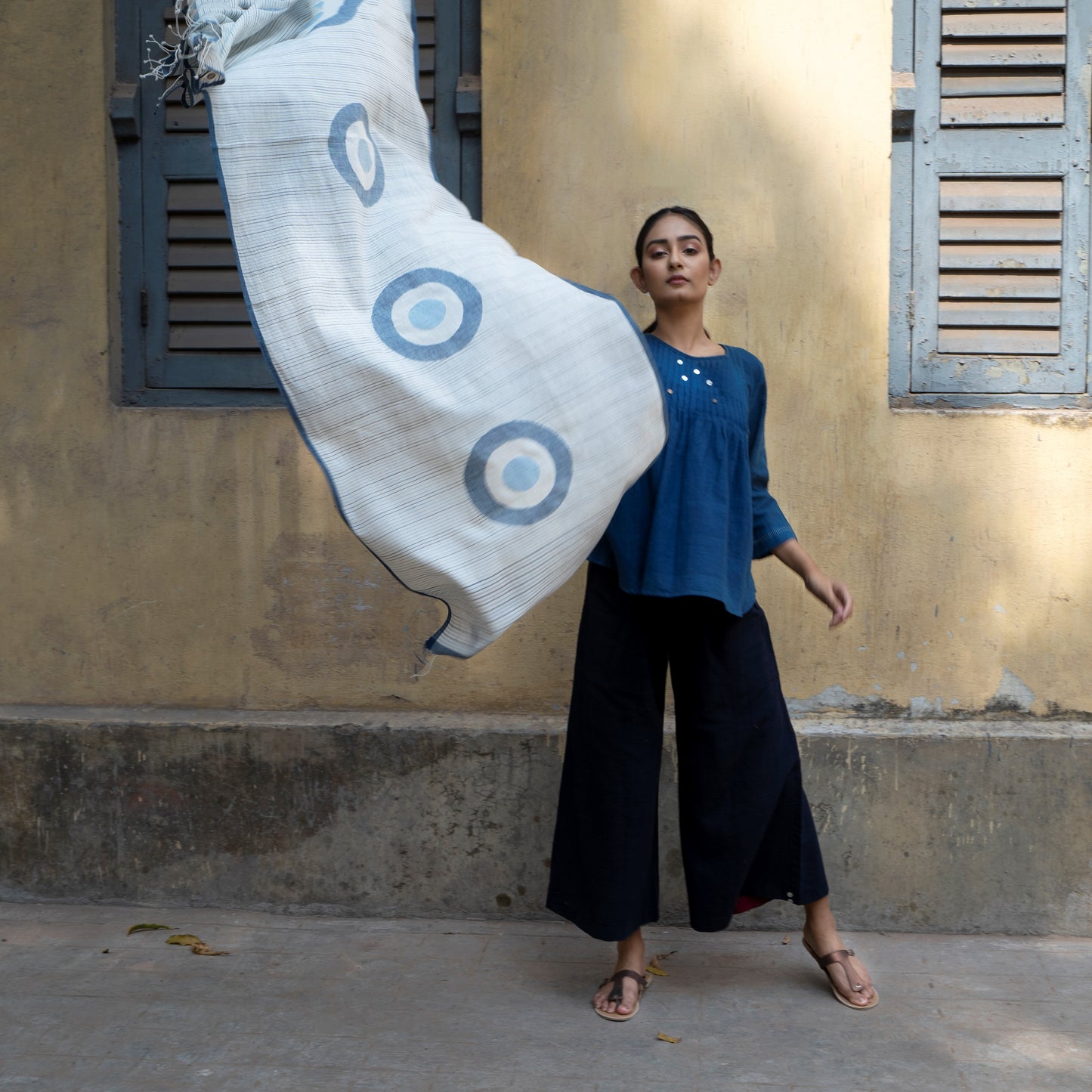 India, Karomi Crafts & Textiles, Weaving