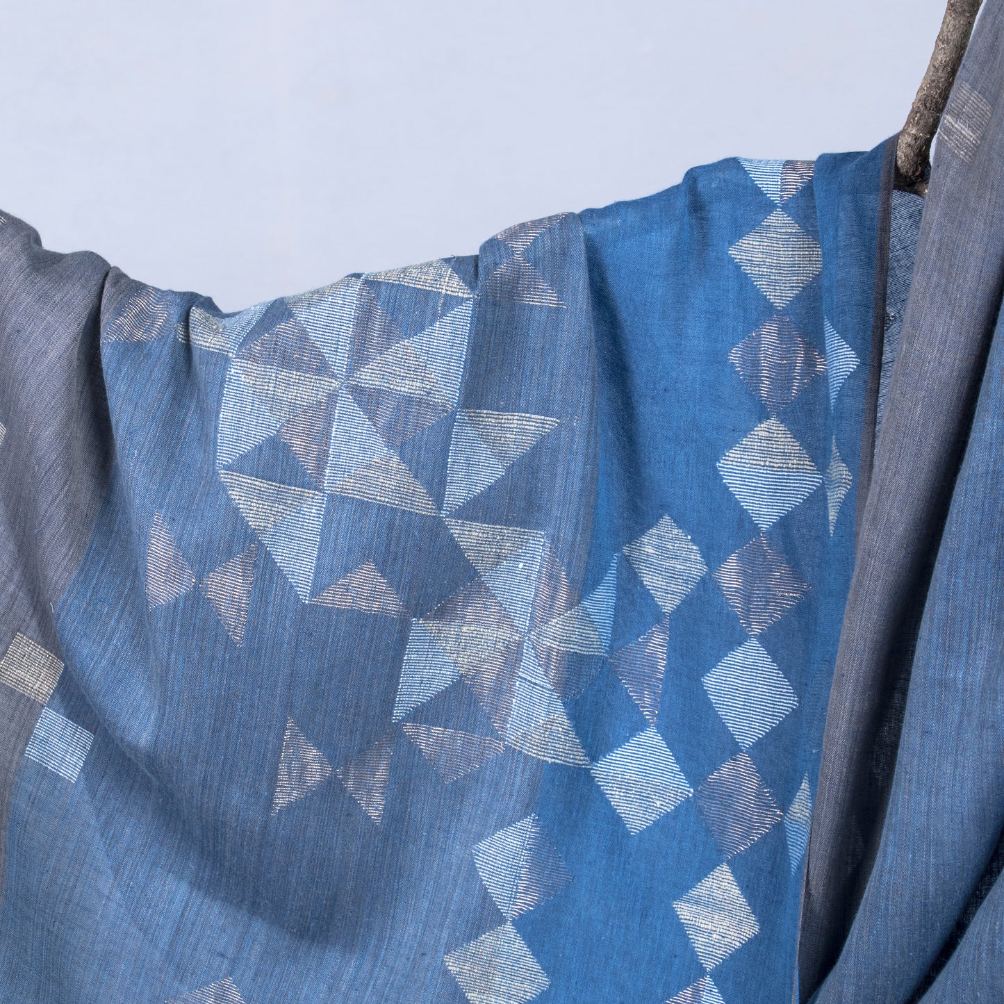 India, Karomi Crafts & Textiles, Tri-coloured Kona Jamdani Stole