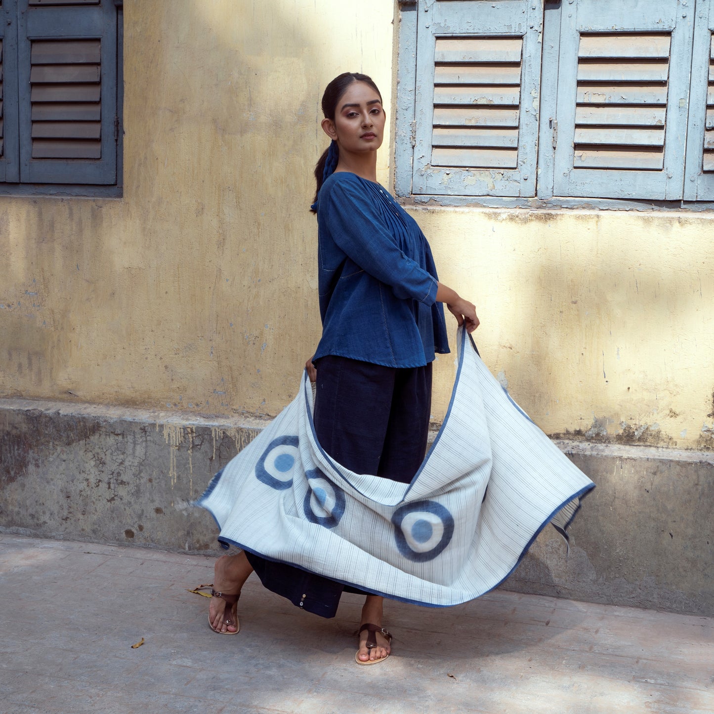 India, Karomi Crafts & Textiles, Off White Surya Jamdani Stole