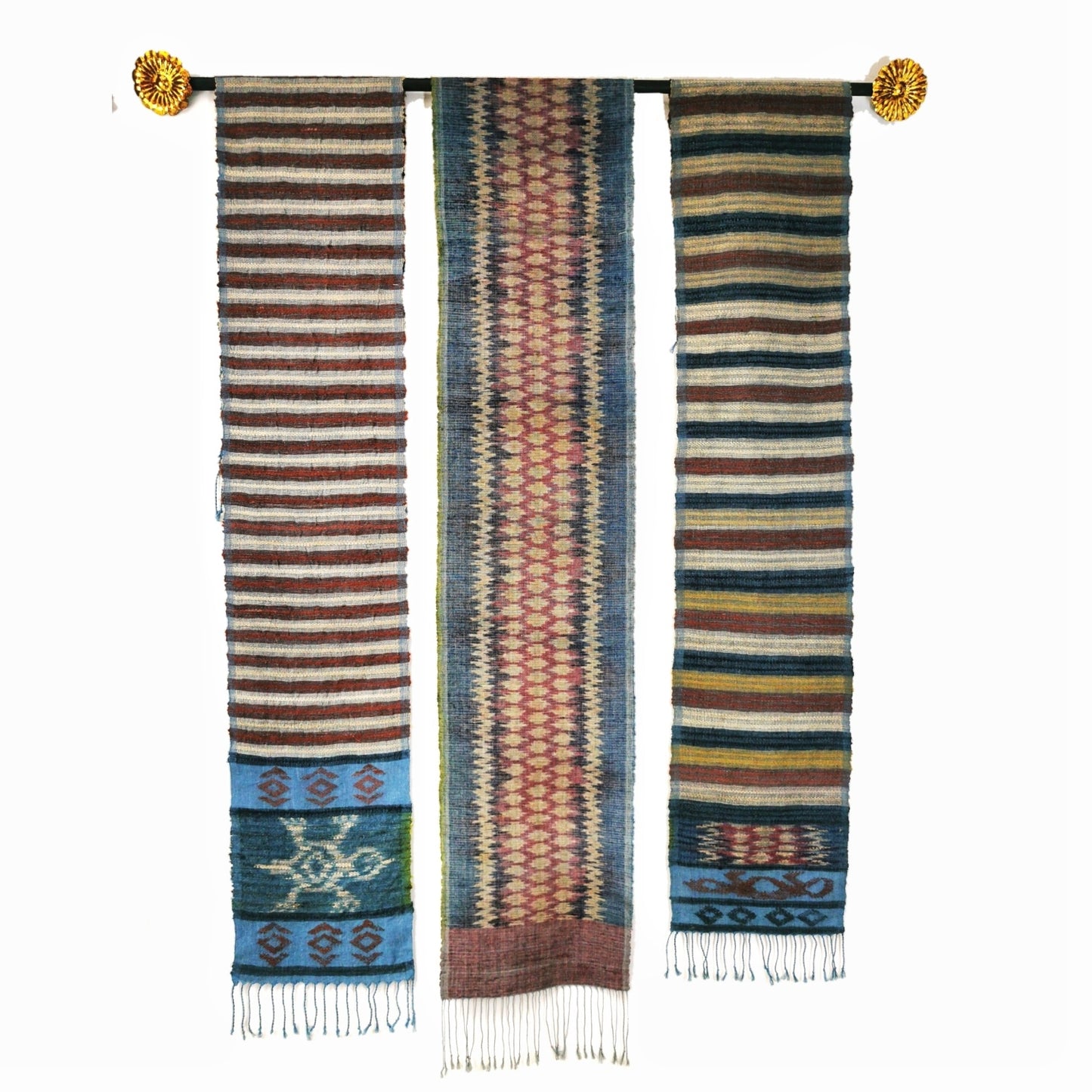 Indonesia, Rumah Rakuji / Myra Widiono, Ikat & Ulap Doyo Weaving